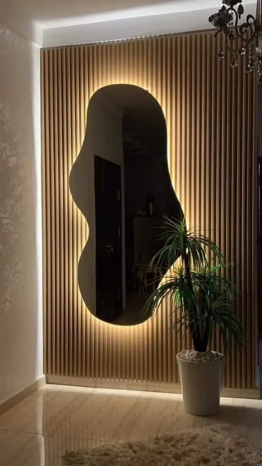جدار مرايا فاخر مع إضاءة LED